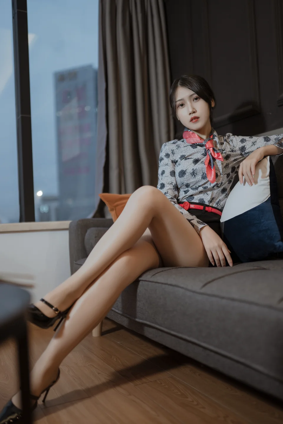 不呆猫 - 东航空姐 [66P,1V-1.59GB] tg@simisebaisi 【丝足阁】028.webp